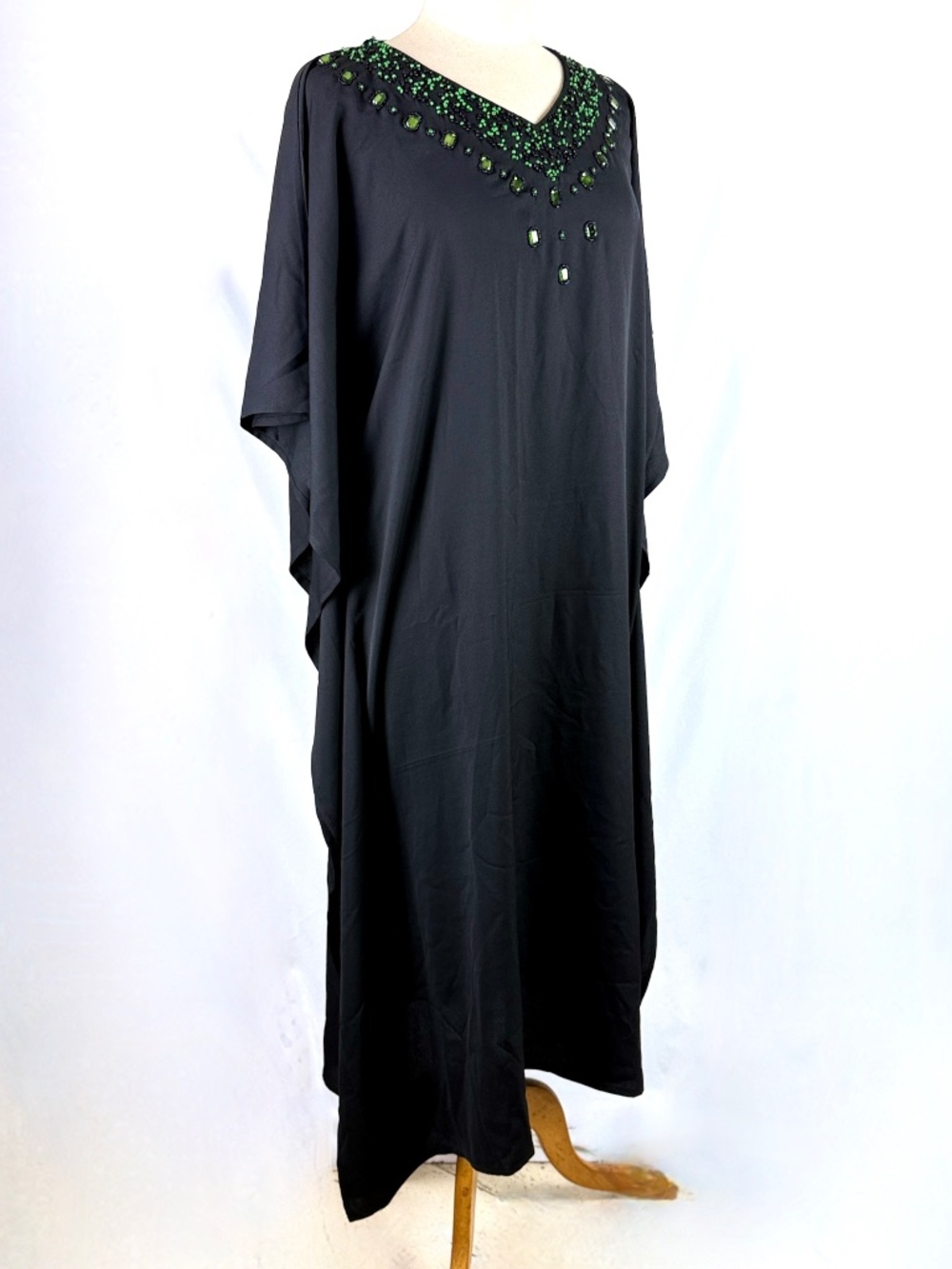 New wTags Tamsy Black Kaftan OS Green Beaded Neckline Coverup Caftan Lounge Gift
